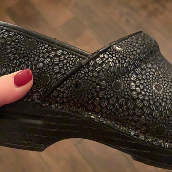 Dansko nursing clogs - Picture 2 of 7